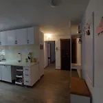 Spatios In *